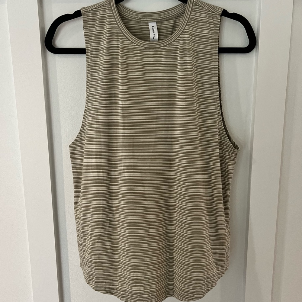 ATHLETA size Small Cloudlight Muscle Tank like New